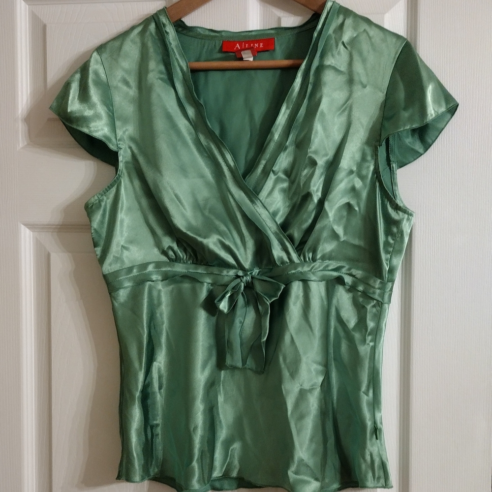 3/$30 Women's Green Satin Wrap Top